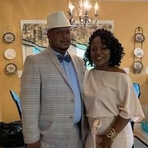 Meet your Posher, Adrian-chiquita